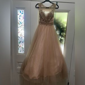 Glamour by Terani Couture nude beige size 0. Formal/ prom